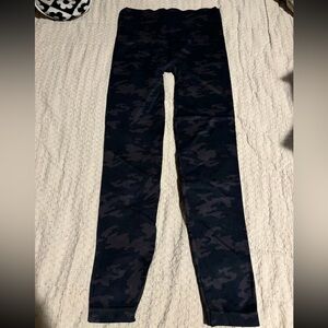 Spanx camo seamless leggings